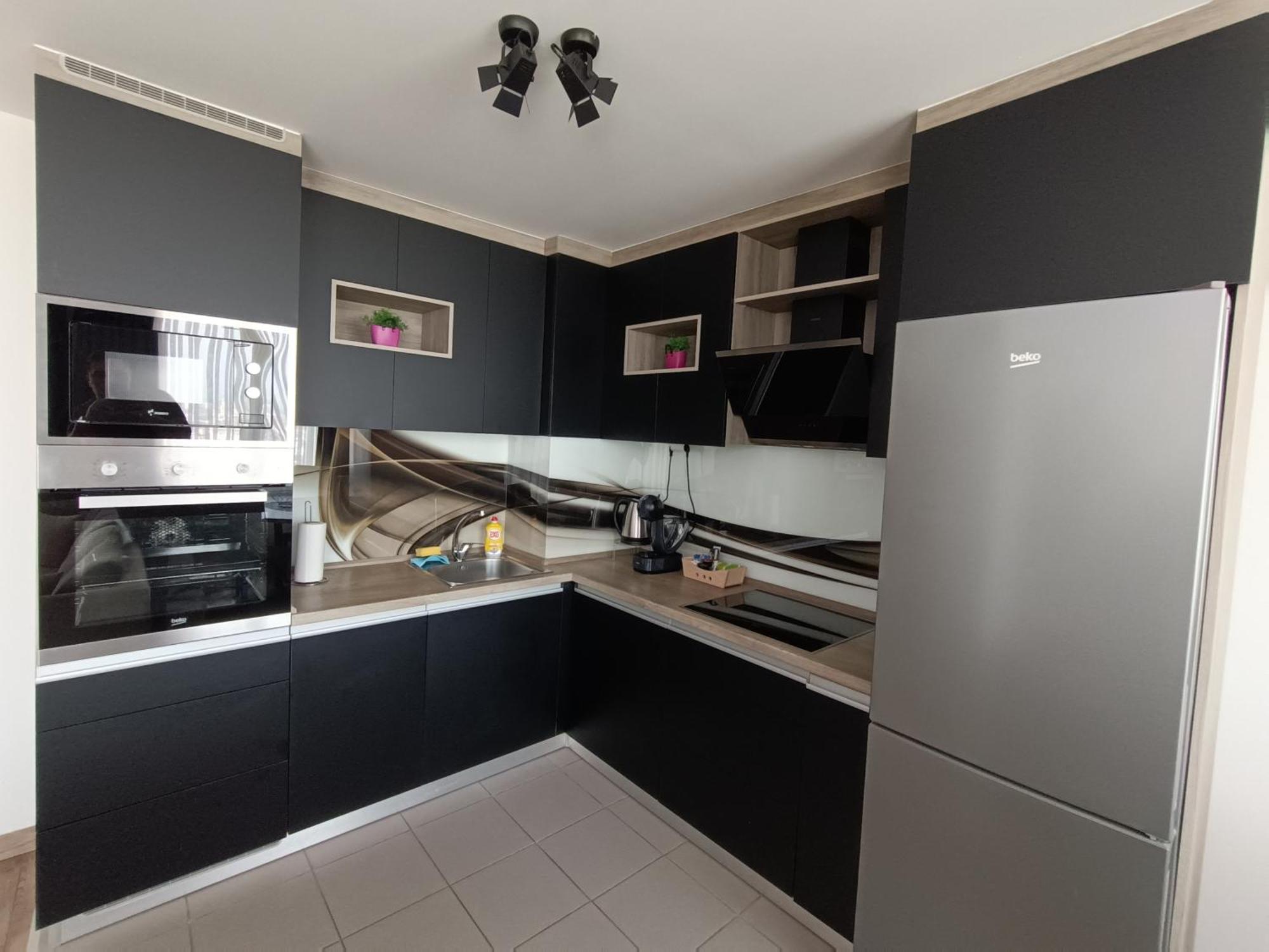 18Th & 16H Floor Secure Luxury Condos With Pool & Fitness Included In Price Skopie Exterior foto
